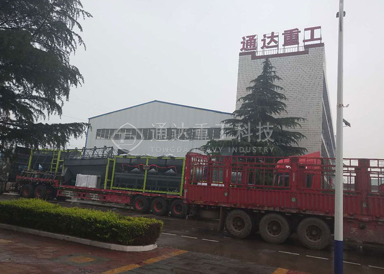 粉狀有機肥設備生產(chǎn)線發(fā)往山東 粉狀有機肥設備生產(chǎn)線發(fā)往山東